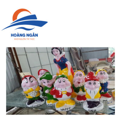 Bạch tuyết v&agrave; 7 ch&uacute; l&ugrave;n